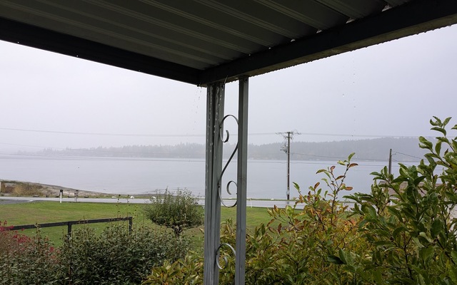 Improvised deck gutter sprinkler